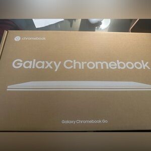 Galaxy Chromebook Go 14", 32GB, Silver